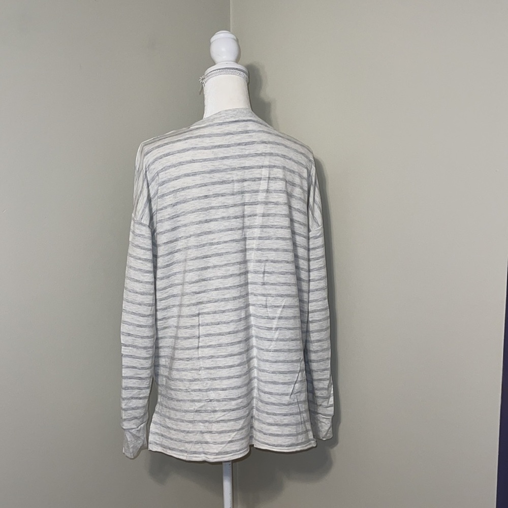 Striped pullover - Picture 4 of 4